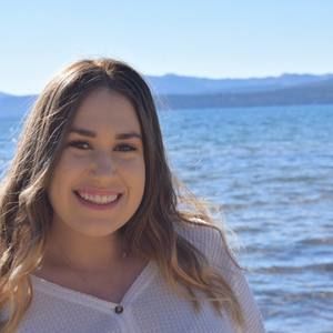 Meet your Posher, Katelyn